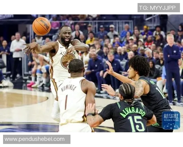 勇士与鹈鹕激战正酣实时比分更新快来关注精彩瞬间